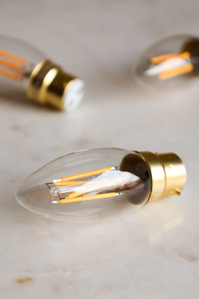 Candle B22 4W Clear LED Light Bulb