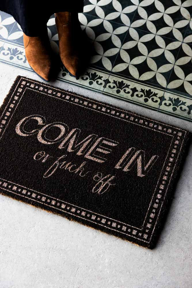Come In Or Fuck Off Brown Doormat - Image 4
