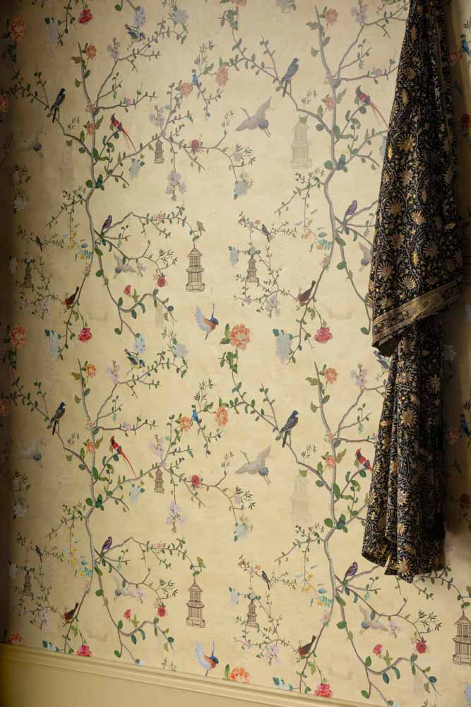 Rockett St George Modern Chinoiserie Antique Gold Wallpaper - Image 16